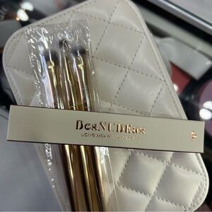 Alamar Cosmetics Lips and Eyes Bundle